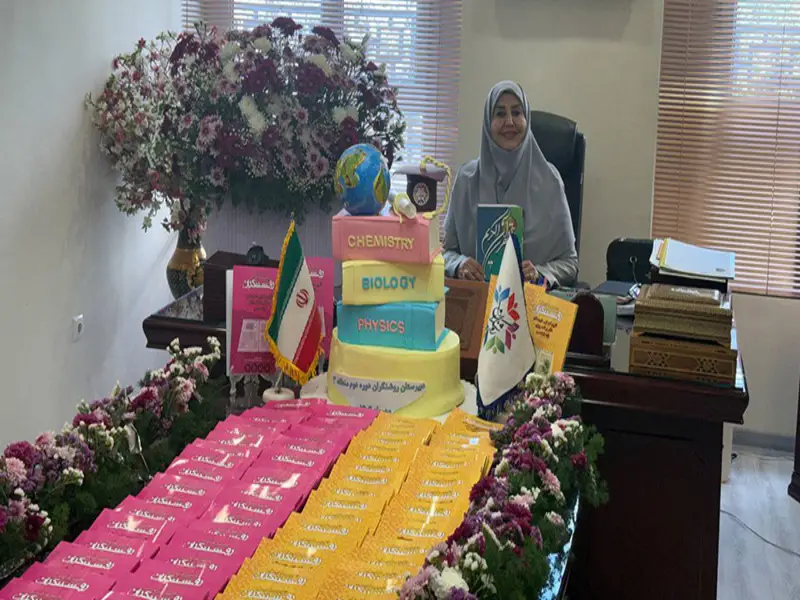 مجتمع آموزشی روشنگران